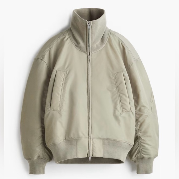 H&M STUDIO COLLECTION PADDED BOMBER JACKET IN LIGHT KHAKI GREEN Sz MEDIUM (NWT) - Picture 4 of 14